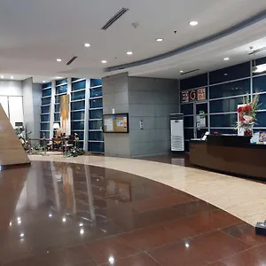  Apartment Bay Front Delux Pearl Of The Orient